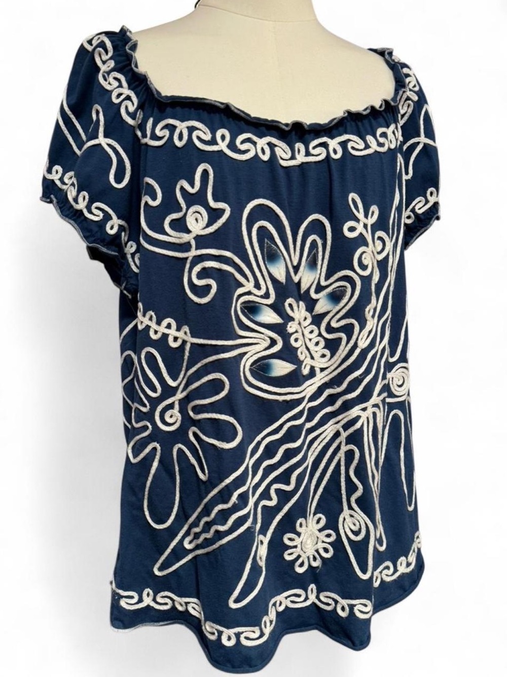 Vintage Lauren Michelle scoop neck
 Navy Blue Embroidered Peasant Blouse